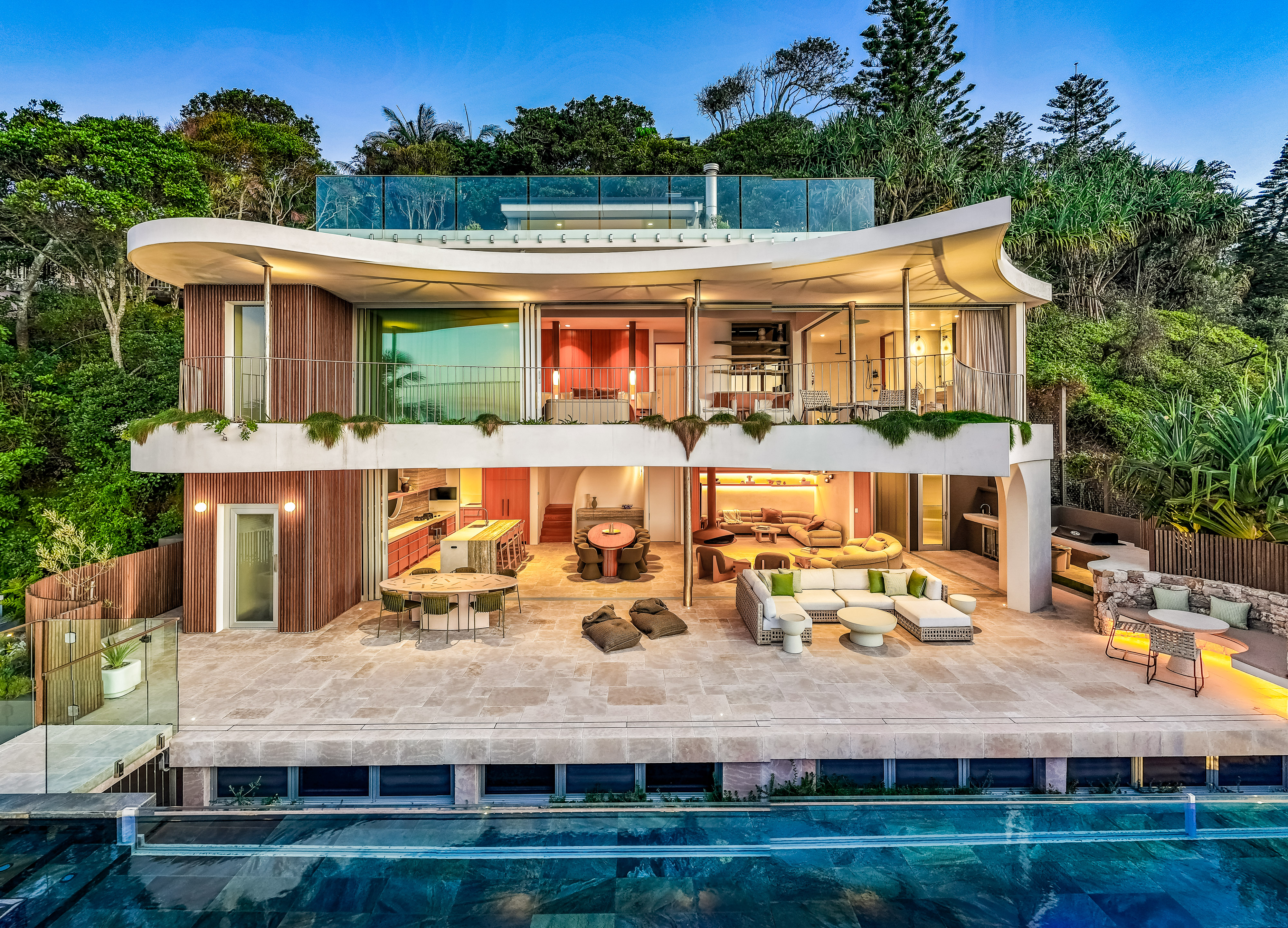 27 Marine Parade 'Coast' — twilight drone photography by Media Drive, Byron Bay real estate photographer